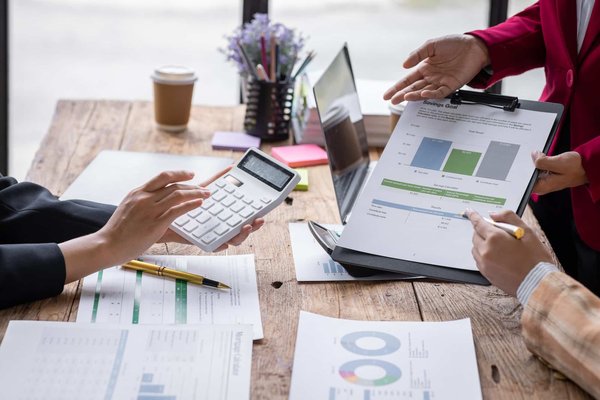 Quelles sont les opportunités et les défis offerts par les marchés émergents ?