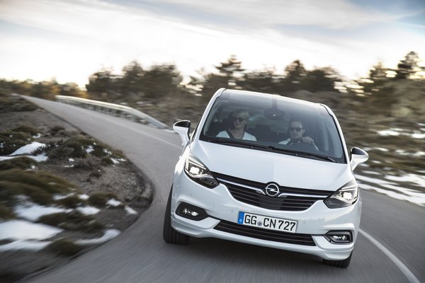 Zafira : Le monospace Opel révolutionnaire - Électrique, performant et éco-responsable