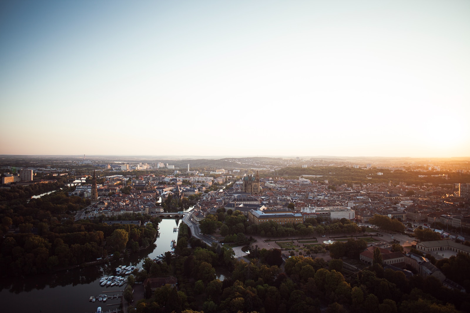 aerial photography of city